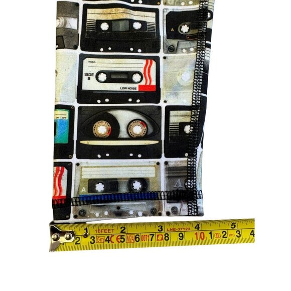Terez Women Size XS Mixtapes Mid Rise Multi Cassette Tape Print Leggings NWT - Picture 10 of 13